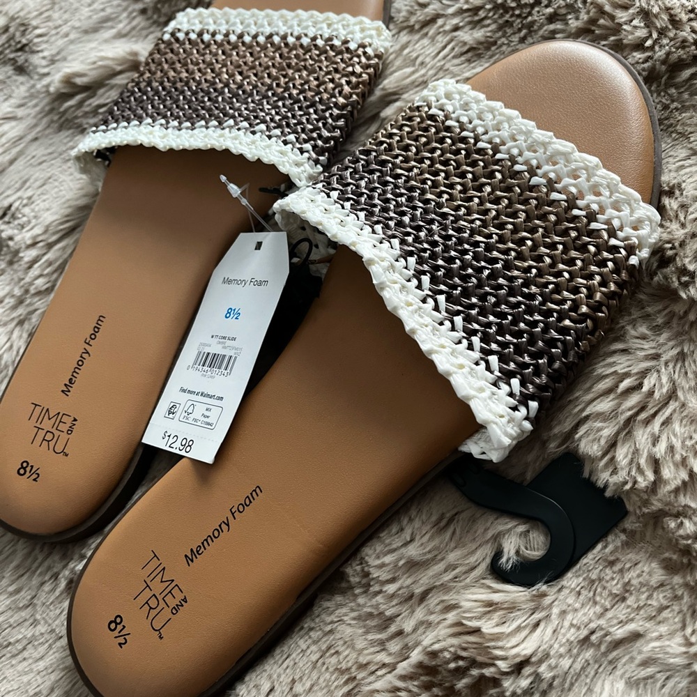 Time and Tru Brown and White Knitted Sandals